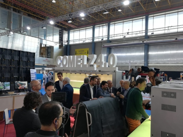 COMELZ STAND 1